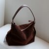 Sleek High-end Underarm Shoulder Bag - Image 2