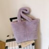 Plush Bag Winter Fashion Cute Tote Handbags Large Capacity Portable Single Shoulder Furry Bags - Image 3